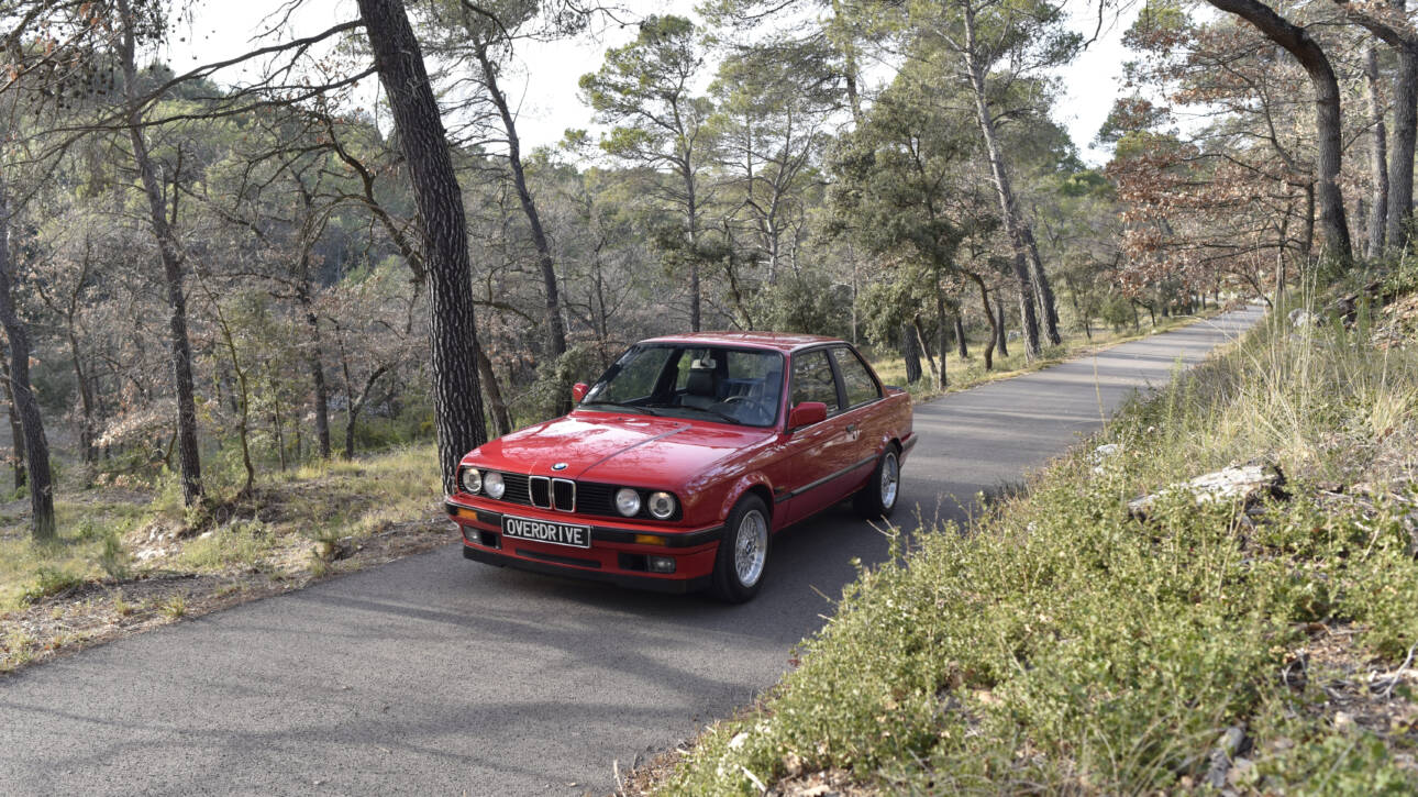BMW E30 318is