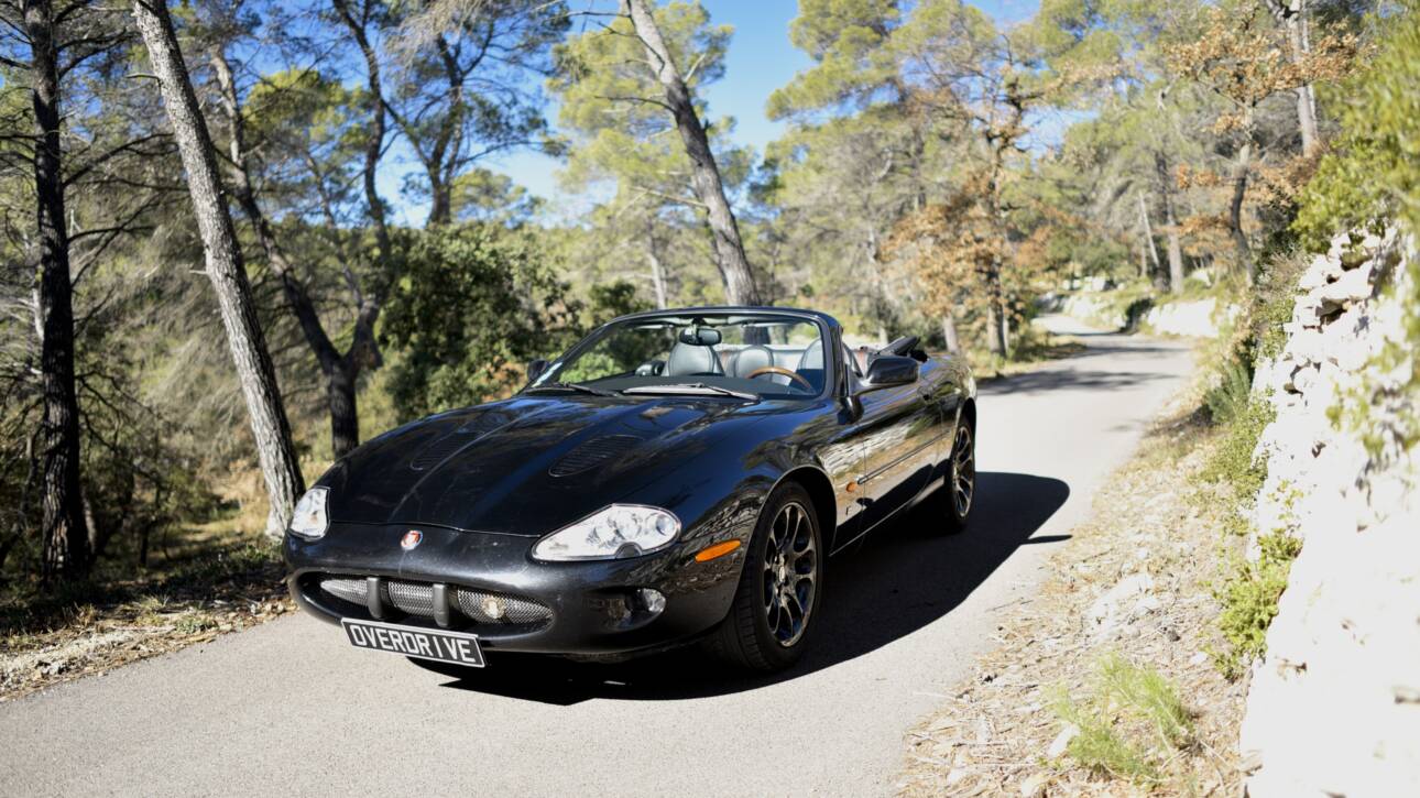 Jaguar XKR
